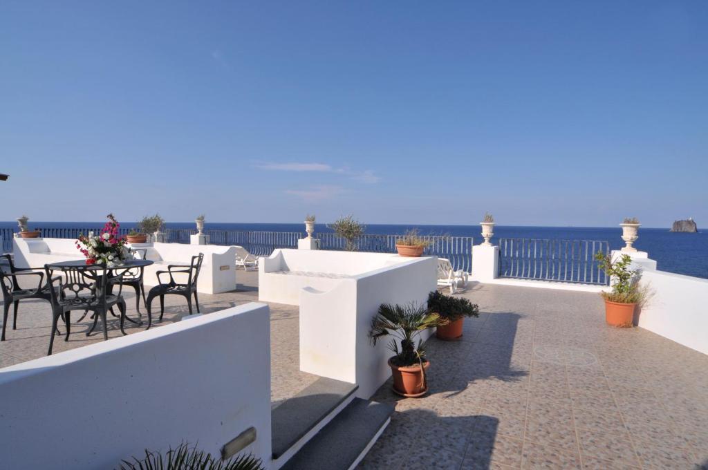 Hotel Villaggio Stromboli - Isola Di 斯特龙博利 外观 照片