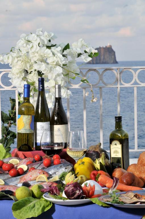 Hotel Villaggio Stromboli - Isola Di 斯特龙博利 外观 照片