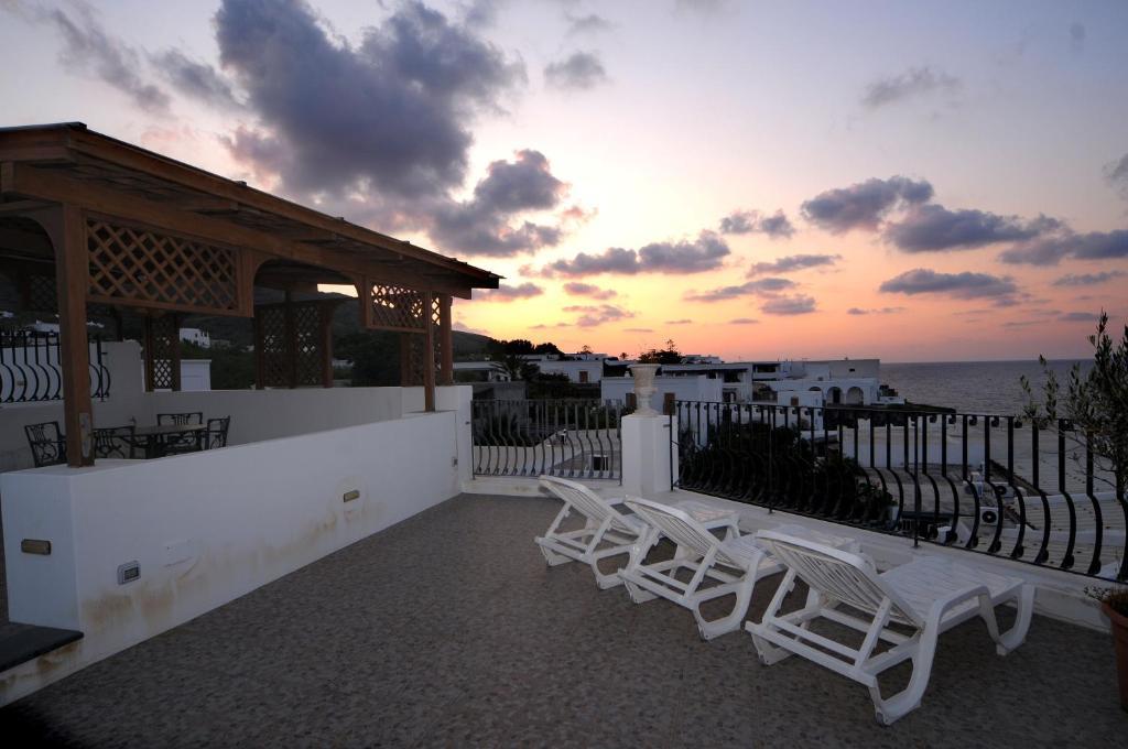 Hotel Villaggio Stromboli - Isola Di 斯特龙博利 外观 照片