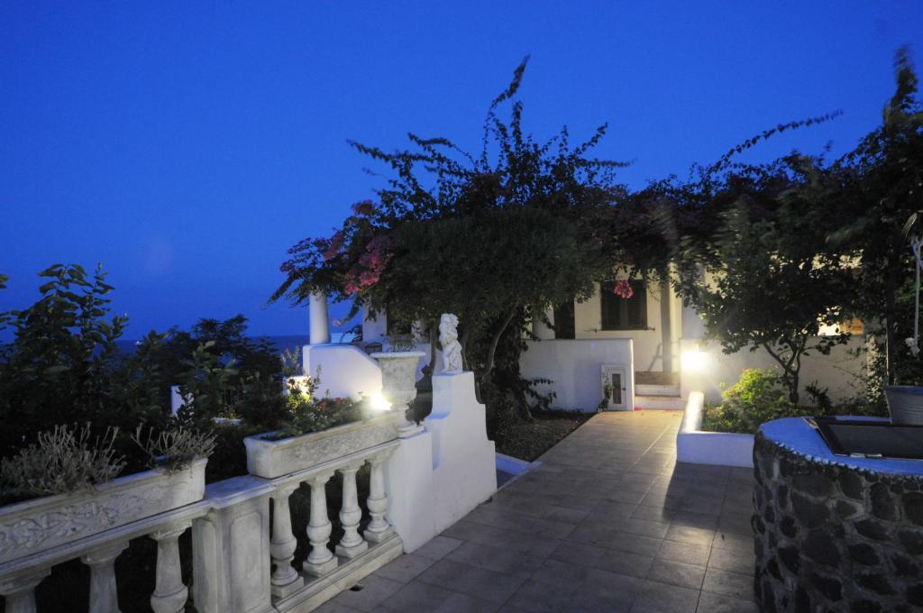 Hotel Villaggio Stromboli - Isola Di 斯特龙博利 外观 照片