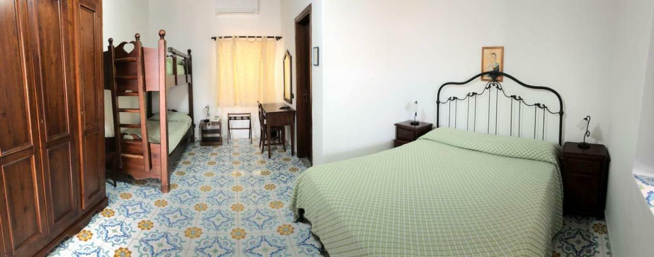 Hotel Villaggio Stromboli - Isola Di 斯特龙博利 外观 照片